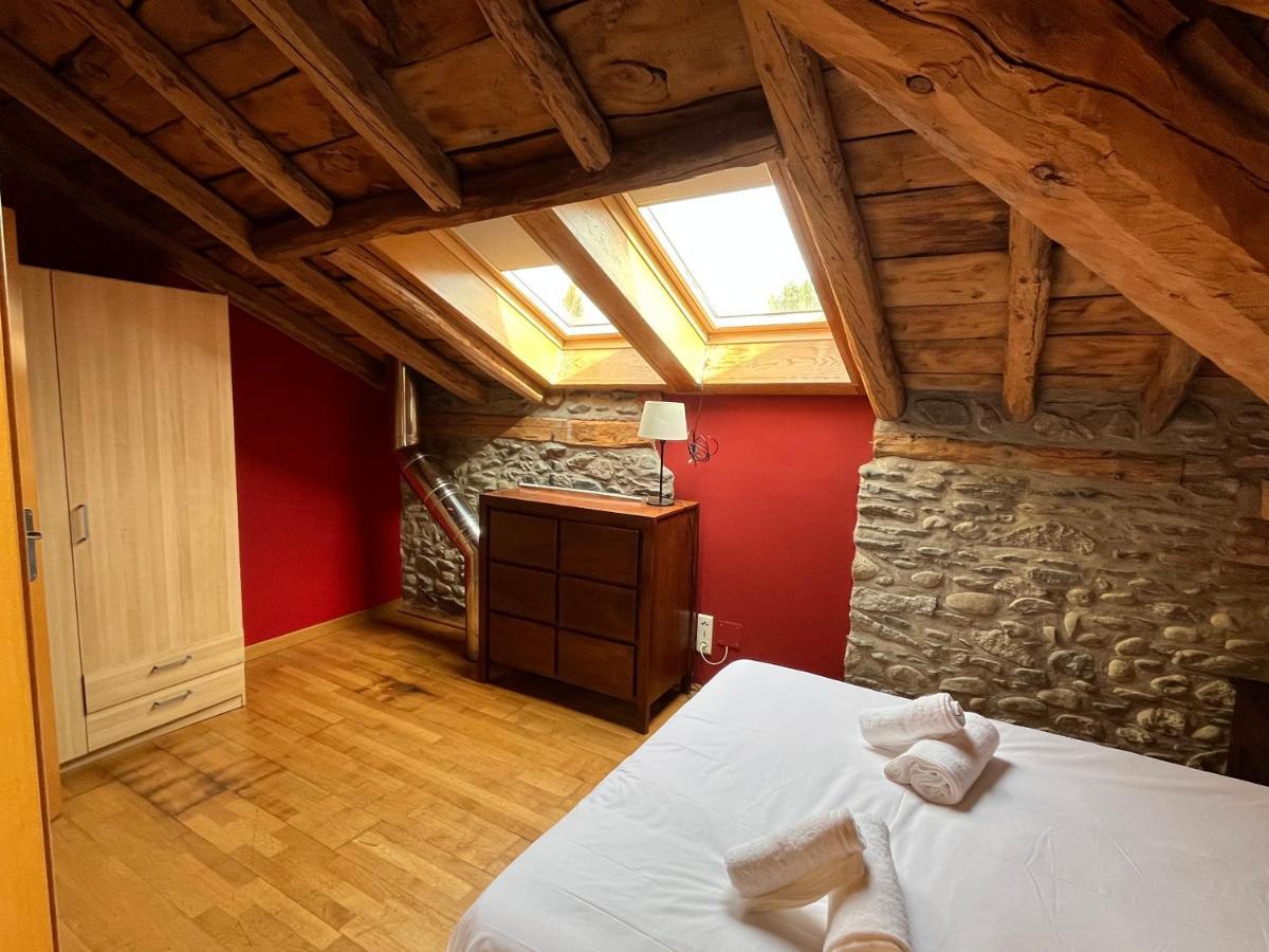 Casa De Poble Acollidora,Amb Llar De Foc, Villa Бур-Мадам Екстериор снимка